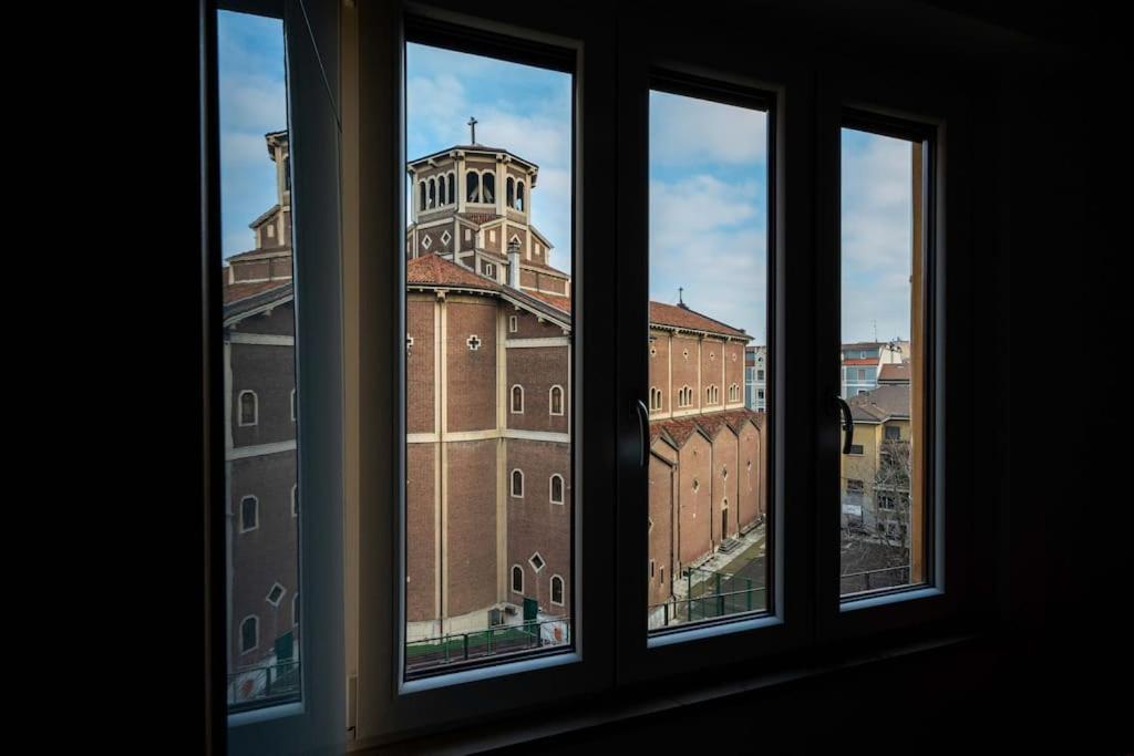 Chic In Nolo: Style And Comfort In Appartement Milan